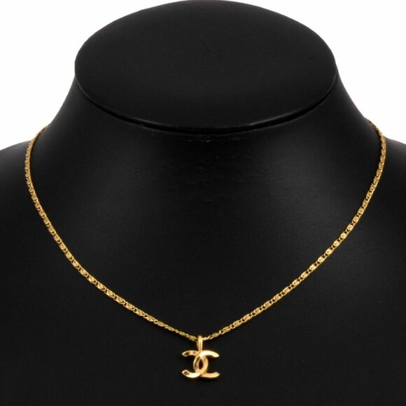 CHANEL CC Logo Necklace 16" Gold Tone Auth - Picture 3 of 6